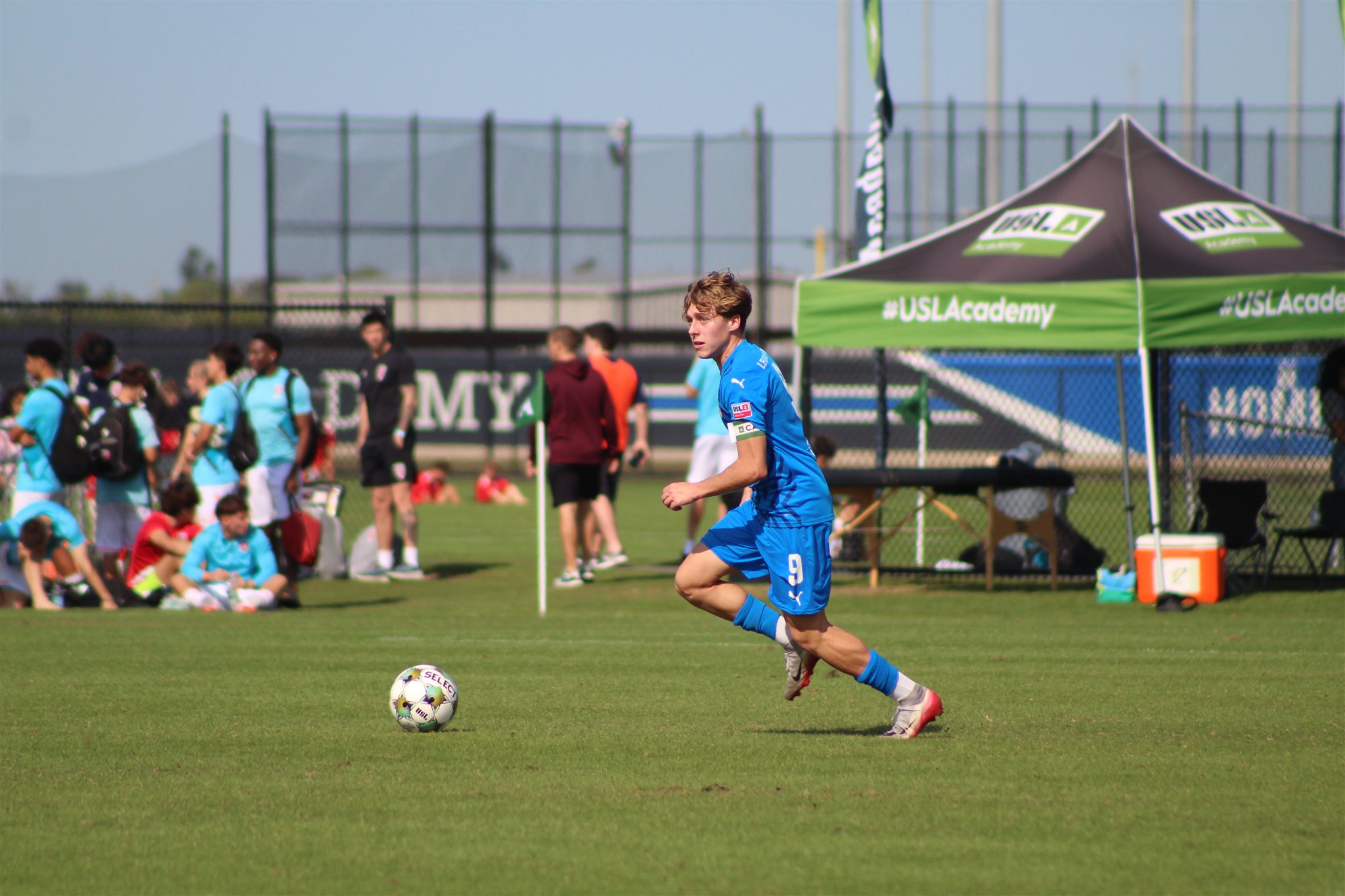 Daniel Santos training